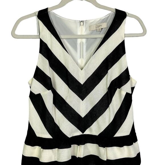 LOFT Striped Flare Dress, black & ivory, size 6 - Picture 2 of 12